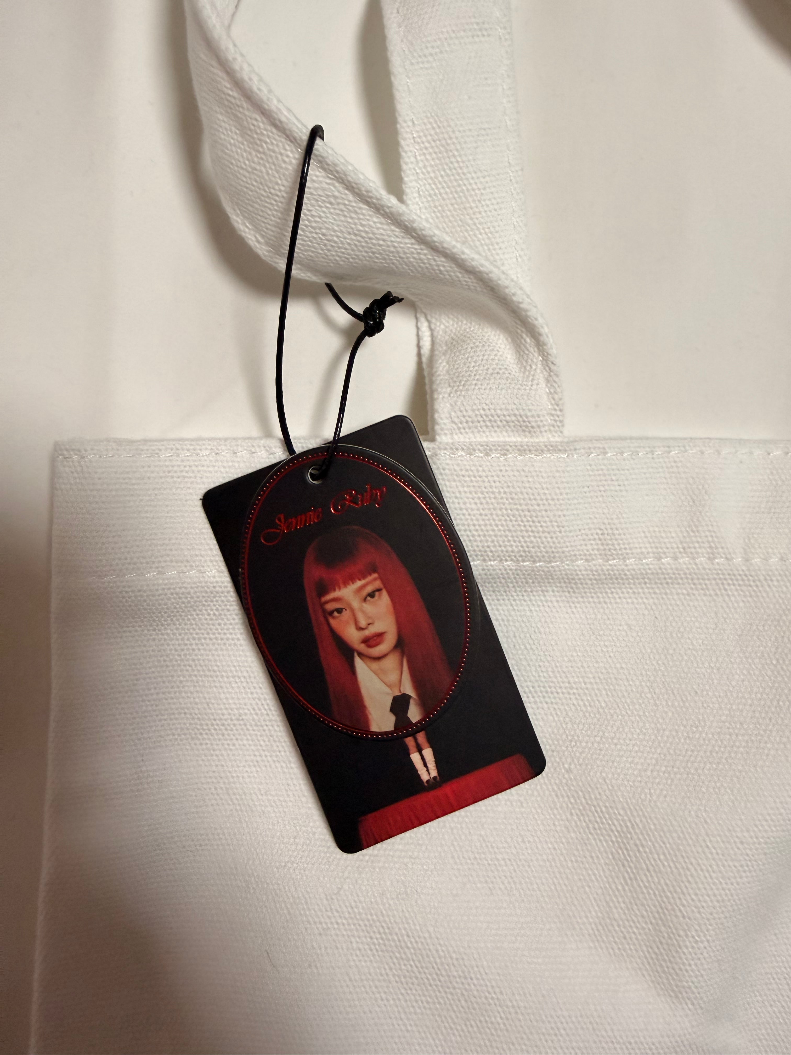 Jennie Pop-Up Tote Bag